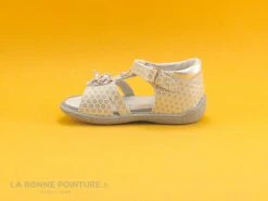 Promo đ€© PampaBlue BĂ©bĂ© Pampa Blue KELBLUE Blanc - Nu-pieds BEBE Fille đ 9 Promo đ€© PampaBlue BĂ©bĂ© Pampa Blue KELBLUE Blanc - Nu-pieds BEBE Fille đ -Boutique Bellamy unnamed file 3142